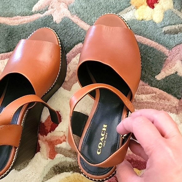 COACH wedge sandals 👡 - Picture 2 of 6